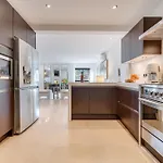 Vacation I La Cabane, Prestige, Heated Pool, 300m To The Villa Marbella