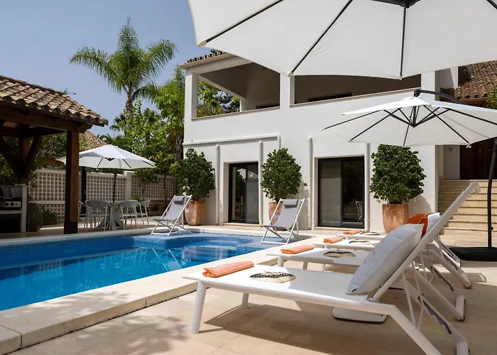 Vacation I La Cabane, Prestige, Heated Pool, 300m To The Vila Marbella